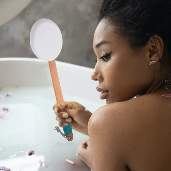 Bath Brush Exfoliating Loofah Skin Exfoliator Scrubber for